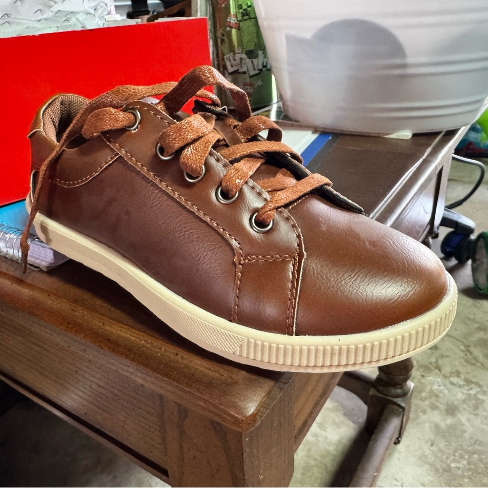Kids Brown Casual Lace-Up Sneakers